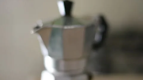 Blur effect on mocha. Close-up. Zoom in/zoom out. Slider camera movement. Video stock 134499367