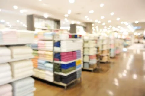 Blur or Defocus Background of Stack of Towel and Blanket on Shelf Foto stock