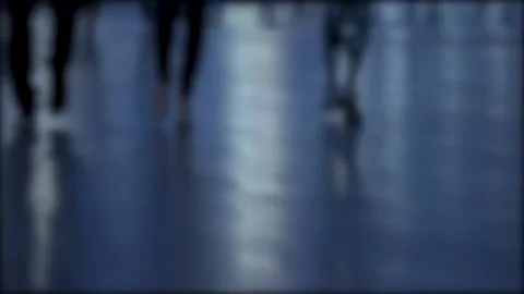Blur - People walking on backlit pavement in the city. Blue tone Vídeo Stock 132420197