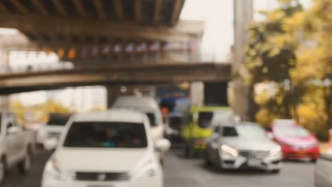 Blur rear view of traffic jam on Bangkok expressway during rush hour Vídeo Stock 113383243