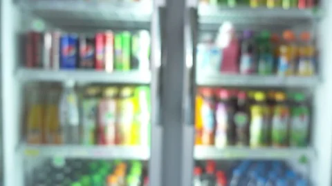Blurred cold drink storage Vídeos de archivo 78520938