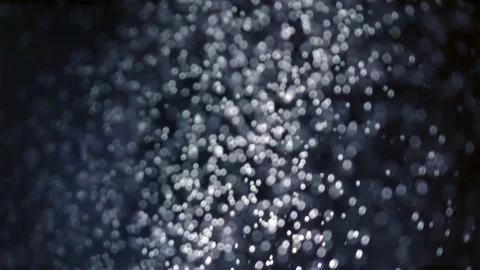 Blurred heavy rain falling against dark sky background in slow motion shot Vídeos de archivo 124210640
