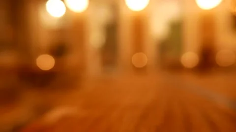 Blurred lights of a restaurant Vídeos de archivo 61178001