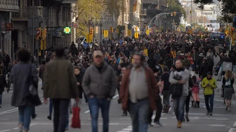 Blurred men walking with a crowd of people behind in a demonstration. Crowed  Stock Footage 106727322