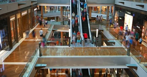 Blurred Motion of Guests inside Shoppes at Marina Bay Sands in Singapore 库存影片 75714098