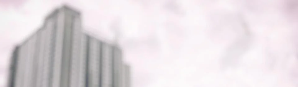 Blurred New Condominium Background in Web Header Banner Size. Foto stock
