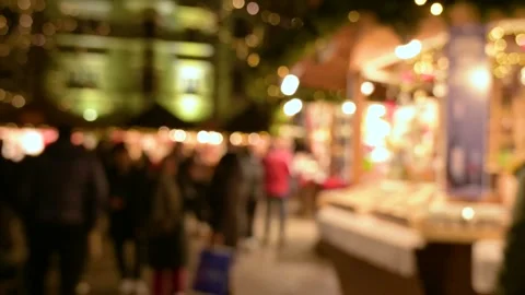 Blurred People Walking Through a Christmas Market Vídeo Stock 345406247