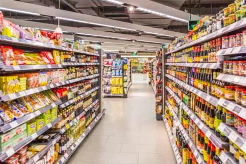 Blurred supermarket interior Фото
