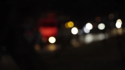 Blurring of car lights in city traffic Vidéo 310336101