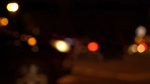 Blurry intersection in Berlin at night with many vehicles passing through Video stock 120929707
