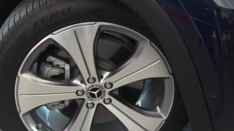 BMW 40i Stock-Footage 146675414