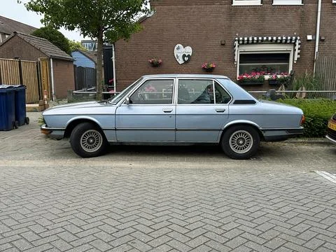 BMW 525 Stock Photos