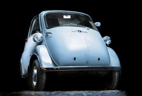 BMW Isetta on dark background 스톡 사진