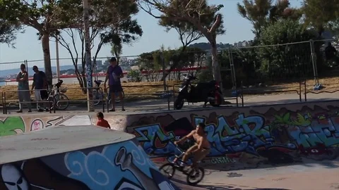 BMX Biker close up Stock-Footage 75431446