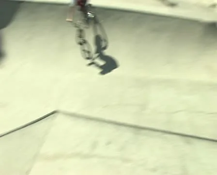 Bmx double peg grind &amp; backwards riding Stockbeeldmateriaal 12687304