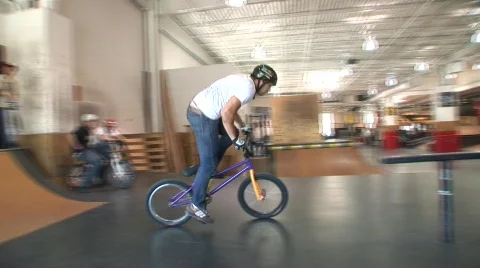 Bmx ramps  動画素材 378849