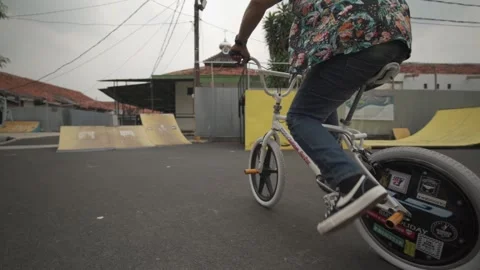 Bmx technique Stock Footage 195082326