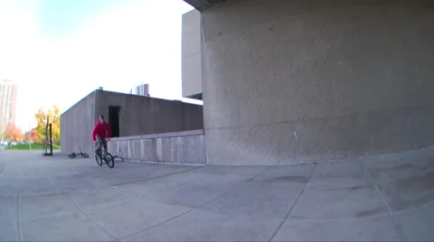 Bmx wallride to 180 Stock-Footage 56566540