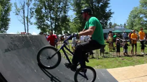Bmx'er does a 540 hurricane Stock Footage