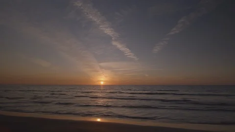 On-board driving the coast of the sunset Pan left to right Stockbeeldmateriaal 120270053