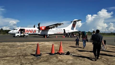 Board a plane Photos