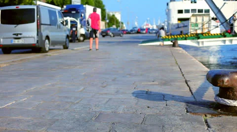 Boarding the ferry Видео 25791062