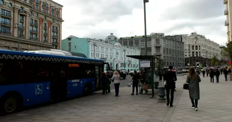 Boarding people on the bus Video stock 68054938