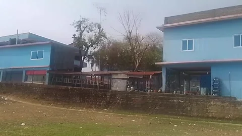 Boarding school building Vídeos de archivo 304398265