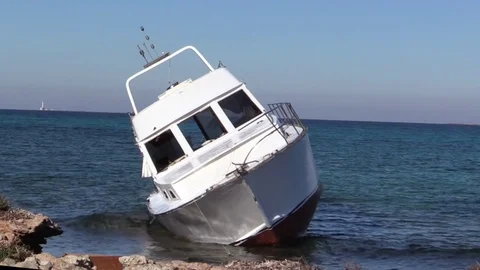Boat Aground On Beach 動画素材 71951057
