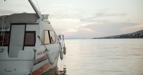 Boat and a sunset on the coast 動画素材 141745209