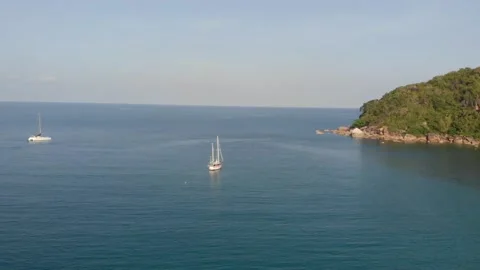 Boat in a bay of KohSamui during Sunset Видео 151048893