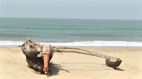 Boat on a beach Stock Footage 42975843