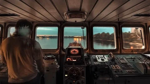 Boat cabin with captain Vídeos de archivo 107915762