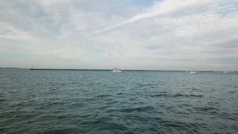 Boat In Chicago 스톡 동영상 90132010