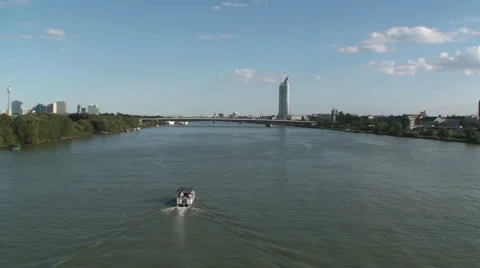 Boat on Danube | Vienna Stock-Footage 1066738