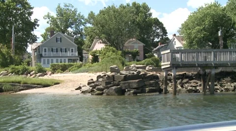 Boat dock and pilings on a river. Stock-Footage 8693842