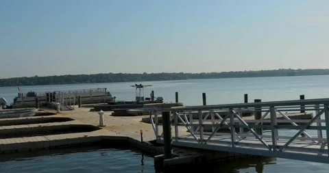 Boat dock on the lake 스톡 동영상 135822396