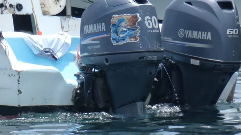 Boat engine after work 動画素材 107576813