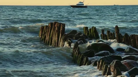 Boat in evening light baltic sea Schiff auf der Ostsee Stock Footage 41455010