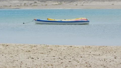 Boat floating on the Sea Stockbeeldmateriaal 97445256