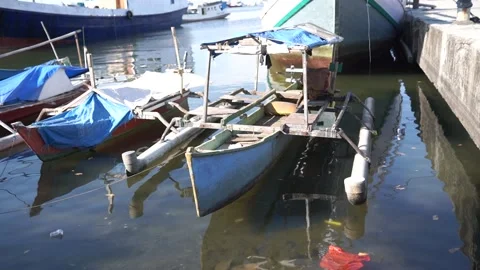 Boat Video stock 199891858