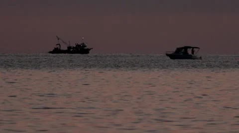 Boat on the horizon Video stock 20495029