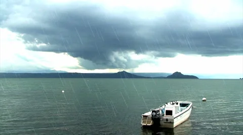 Boat at the Lake 스톡 동영상 1078104