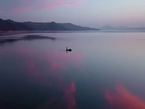 BOAT ON THE LAKE Stock Footage 83716314