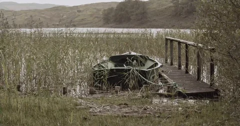 Boat on lake Stock Footage 119516653
