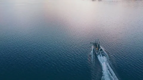 Boat in Lake at Sunset Video stock 291919241