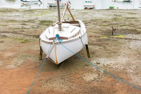 Boat at low tide Foto stock