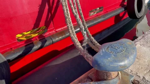 Boat Moored To The Pier 库存影片 178491072