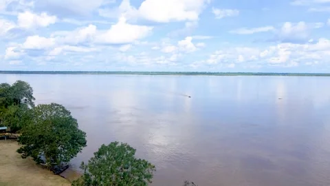 Boat Movement on Amazon River in Leticia Vídeo Stock 330925767