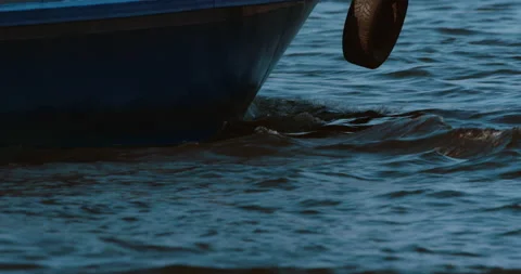 Boat Moving in the Sea Видео 143299987
